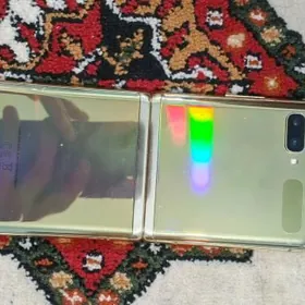 samsung z flip 8. 256