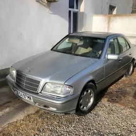 Mercedes-Benz C320 1994