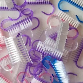 Щётки для маникюра