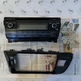 Corolla 2014 magnitofon