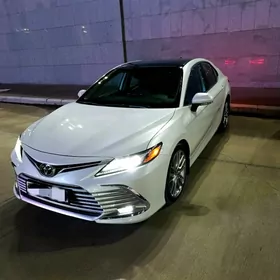 Toyota Camry 2022