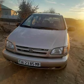 Toyota Sienna 2000