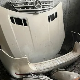 MERCEDES BENZ KAPOT BAMPER FAR