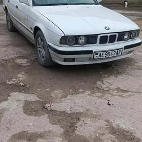 BMW 525 1989