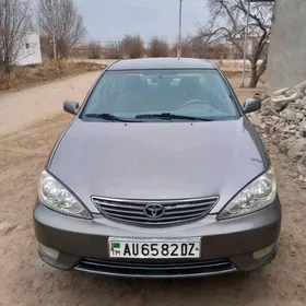 Toyota Camry 2004