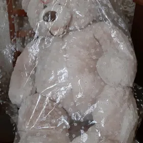 Медведь плюшевый