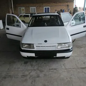 Opel Vectra 1990