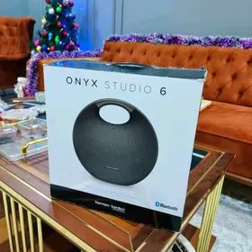 Harmon kardon onyx studios 6