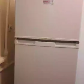 Холодильник Бирюса