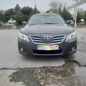 Toyota Camry 2011
