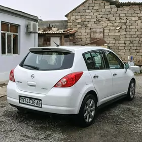 Nissan Versa 2009