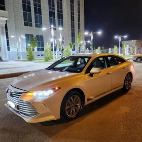 Toyota Avalon 2022