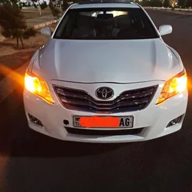 Toyota Camry 2010