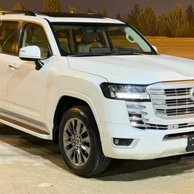 Toyota Land Cruiser 2023