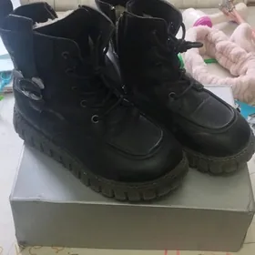 адик, туфли