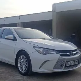 Toyota Camry 2016