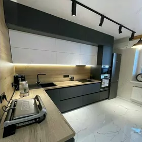 Mebel Göçirmek we Ýygnamak Işl