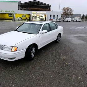 Toyota Avalon 1999
