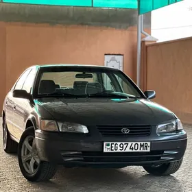 Toyota Camry 1998
