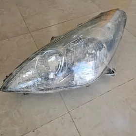 Lexus es330 on fara cep tarap