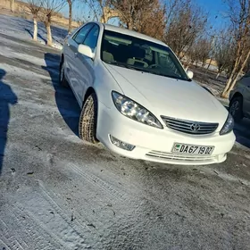 Toyota Camry 2005