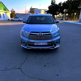 Toyota Highlander 2015