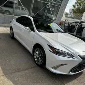 Lexus ES 350 2019