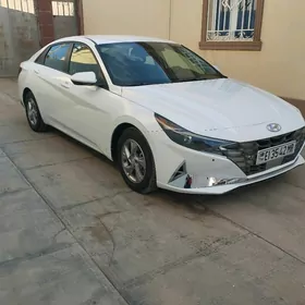 Hyundai Elantra 2021