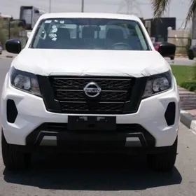 Nissan Navara 2024