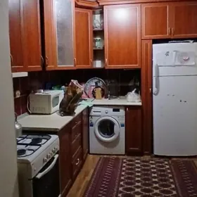  11 MKR  3 KOM KWARTIRA