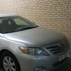 Toyota Camry 2011