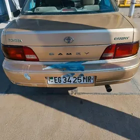 Toyota Camry 1996