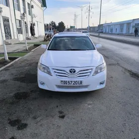 Toyota Camry 2010