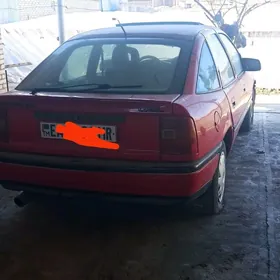 Opel Vectra 1990