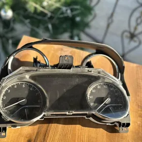 Pribor camry 2020 xle