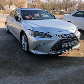 Lexus ES 350 2019