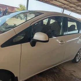 Nissan Versa Note 2014