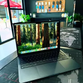 Macbook Air 13| M2 | 16GB