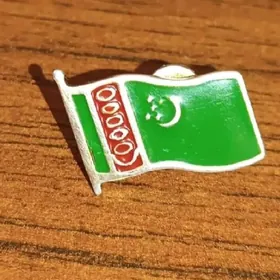 значок серебряный