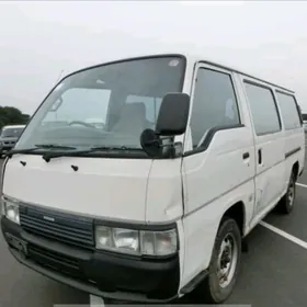 Nissan Urvan 1998