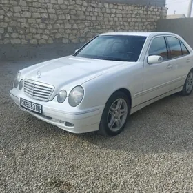 Mercedes-Benz E320 2000