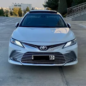 Toyota Camry 2022