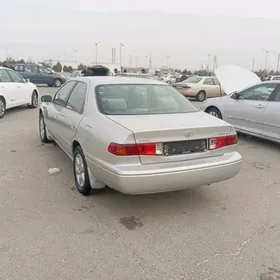Toyota Camry 2000