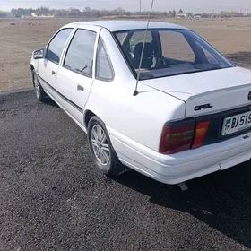 Opel Vectra 1990