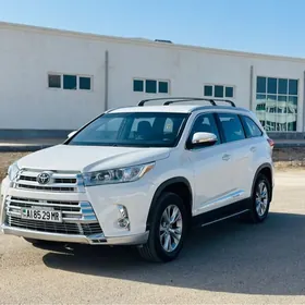 Toyota Highlander 2019