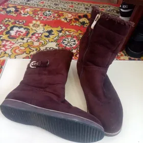 Женские сапоги