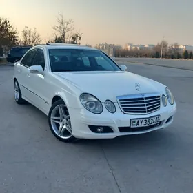 Mercedes-Benz E320 2003