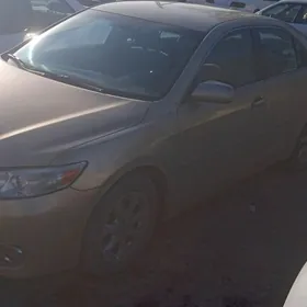 Toyota Camry 2011
