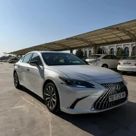 Lexus ES 350 2022