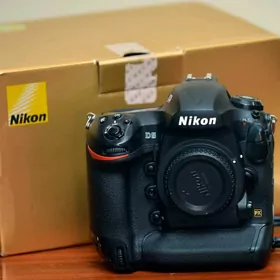 Nikon D5 Body